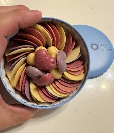 2932