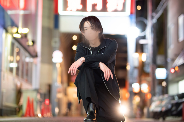 ゴウ