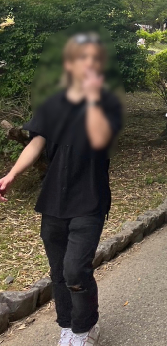 7422