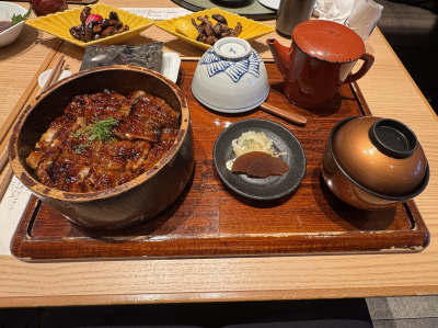 怜央