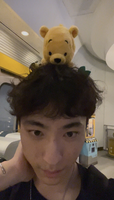 7889