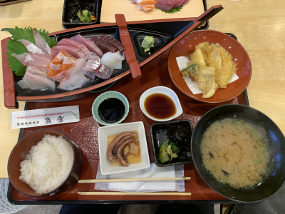 トモヤ